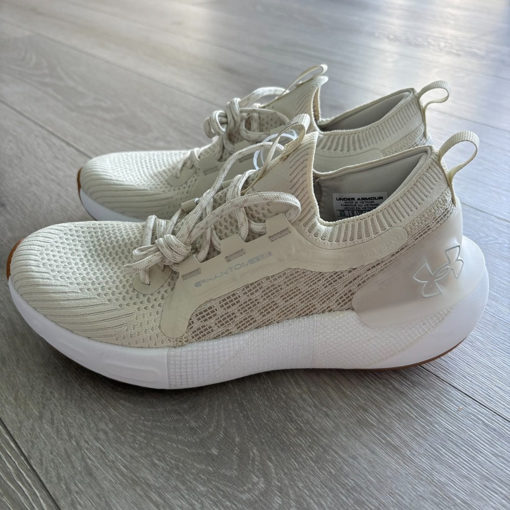 NWT Under Armour Womens Ivory HOVR Phantom 3 SE Running Outdoor Sneakers Sz‎ 8.5